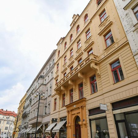 Stunning Charles Bridge Apartment Prag Exterior foto